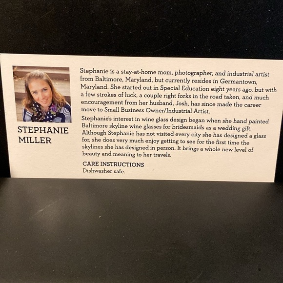 Uncommon Goods etched skyline wine glass - Washington DC - Picture 11 of 11